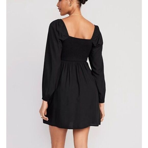 Old Navy NWT black smocked puff sleeve mini dress small - Picture 2 of 12